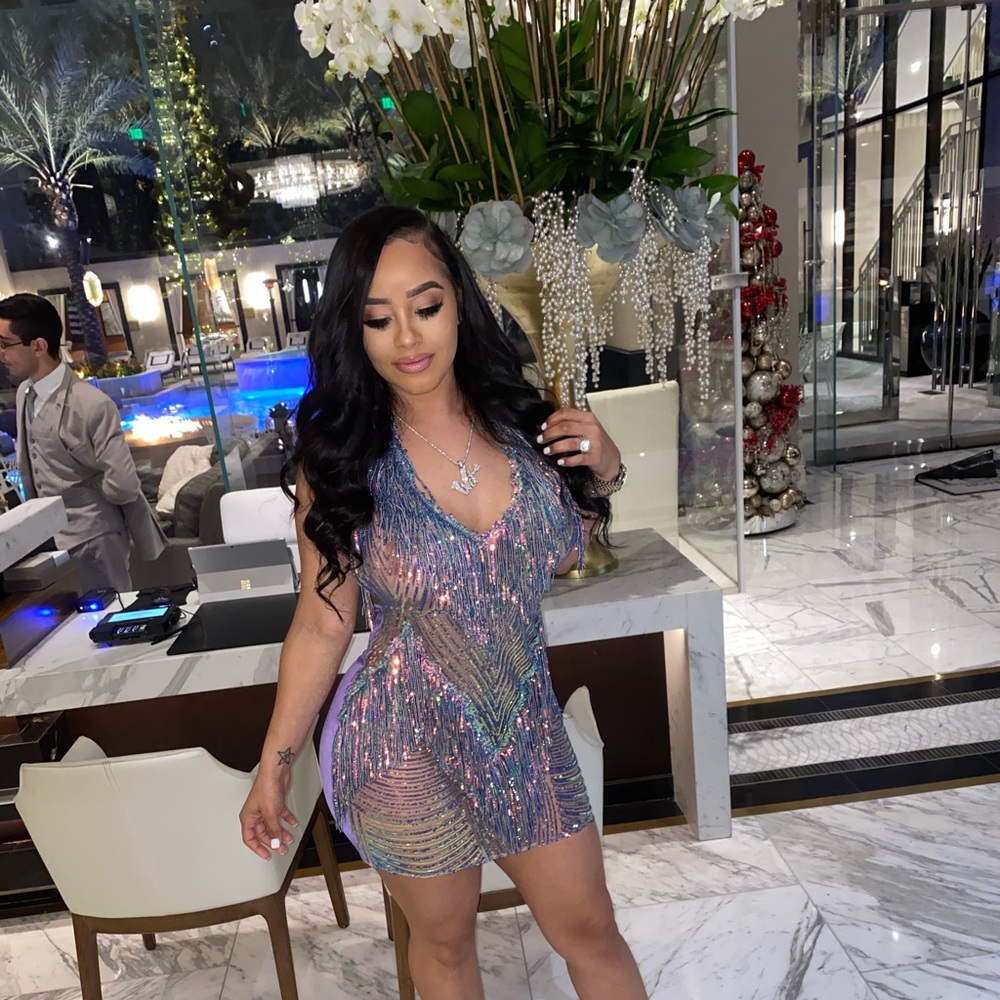 Dress - Picture 3 of 4